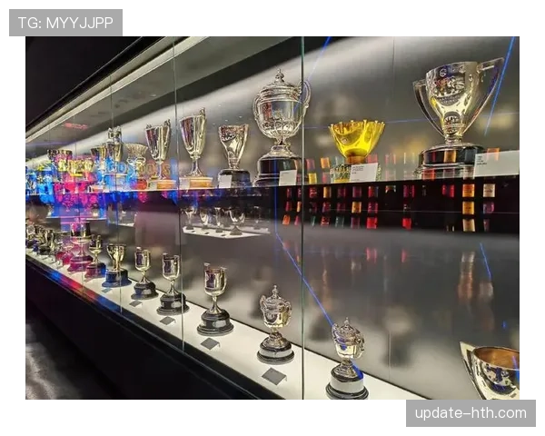 顶级俱乐部巡礼：揭秘足球豪门的辉煌历史与赛场传奇