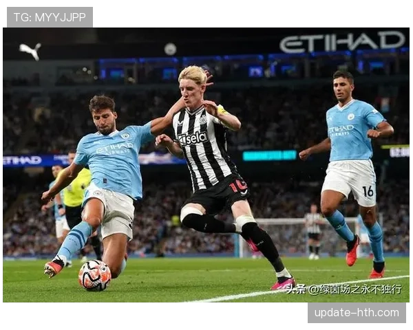 鲁本·迪亚斯防守稳健助球队状态显著回升