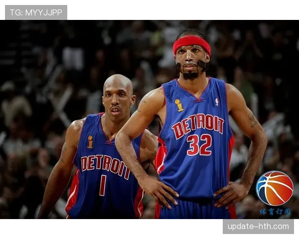 萨拉戈萨防守体系演变趋势解析:如何有效应对对手进攻策略 萨拉戈萨防守体系演变趋势解析:如何有效应对对手进攻策略