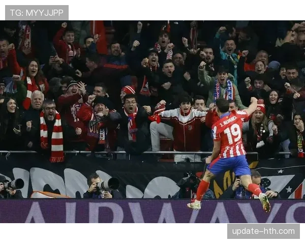 阿尔瓦雷斯关键比赛中的决定性作用解析 阿尔瓦雷斯关键比赛中的决定性作用解析